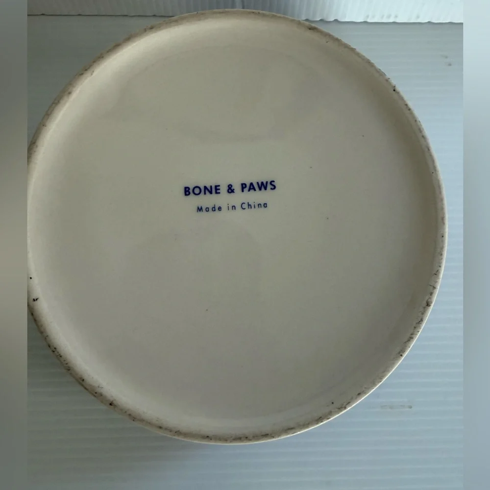 BONE AND PAWS Large Dog Bowl